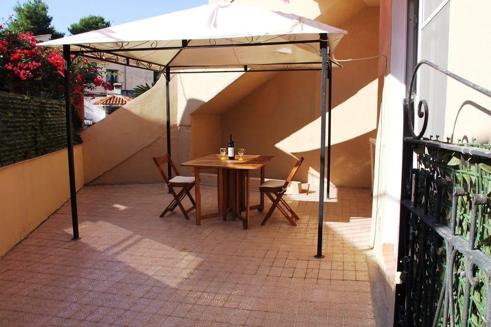 Casa Vacanze Cau - Viale Europa アルゲーロ エクステリア 写真