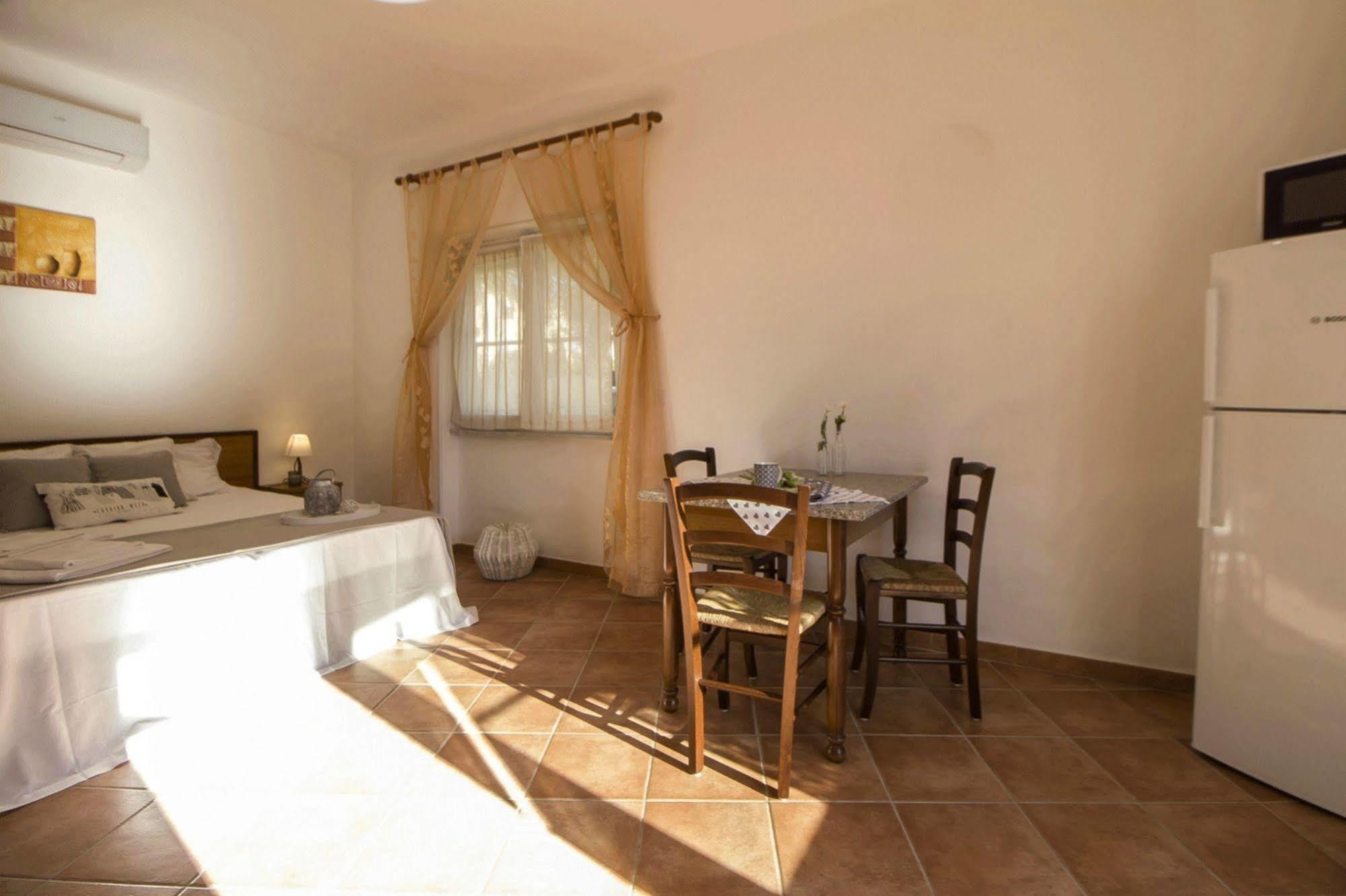 Casa Vacanze Cau - Viale Europa アルゲーロ エクステリア 写真