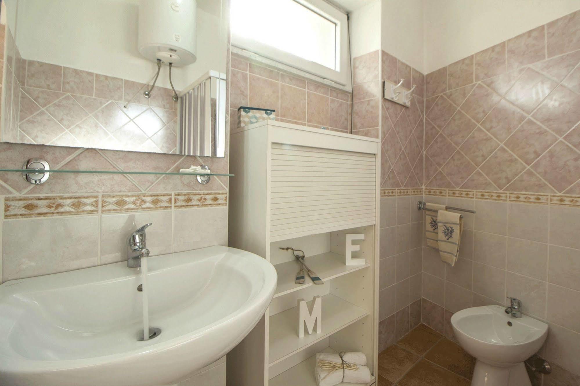 Casa Vacanze Cau - Viale Europa アルゲーロ エクステリア 写真