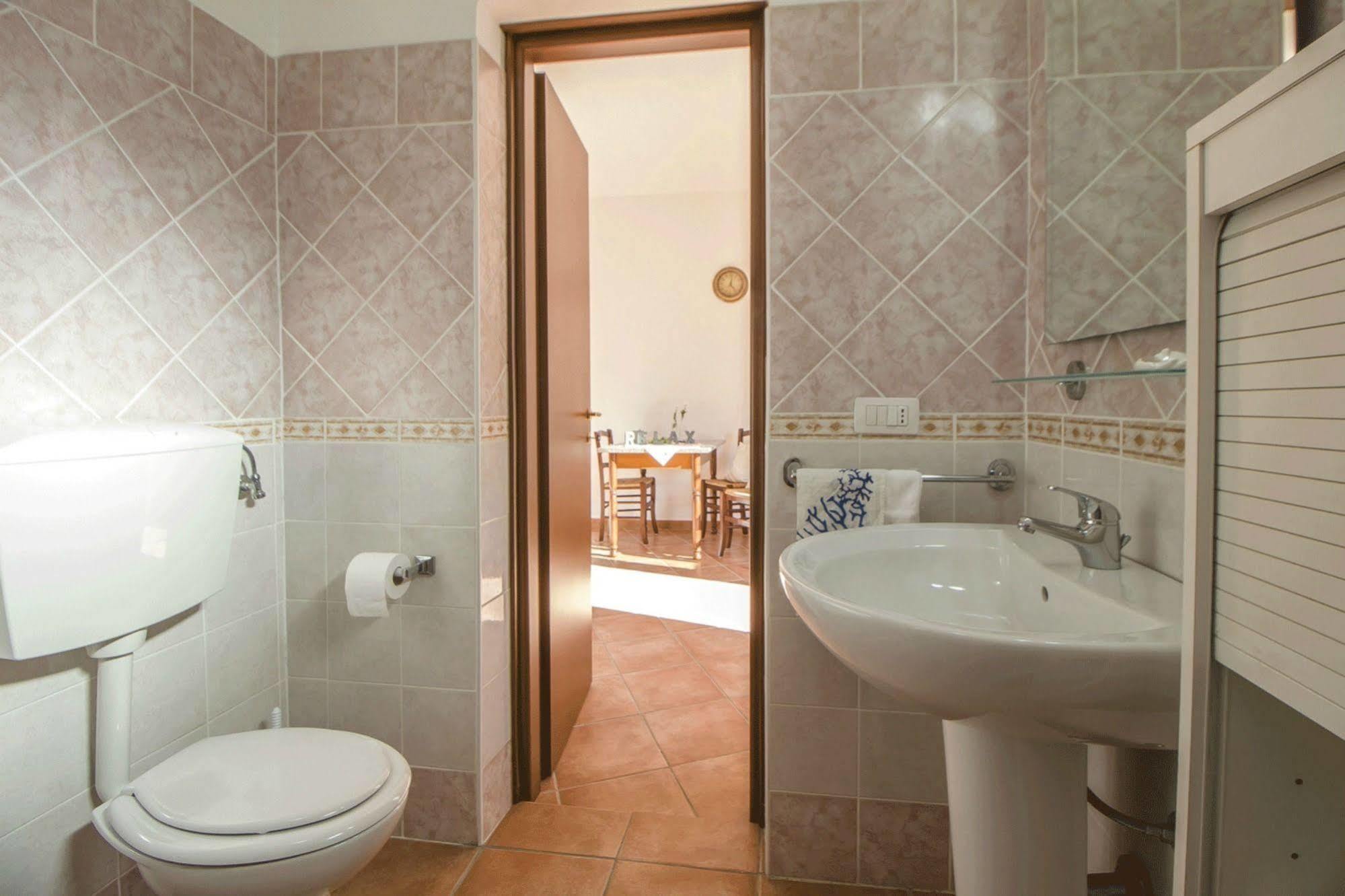 Casa Vacanze Cau - Viale Europa アルゲーロ エクステリア 写真