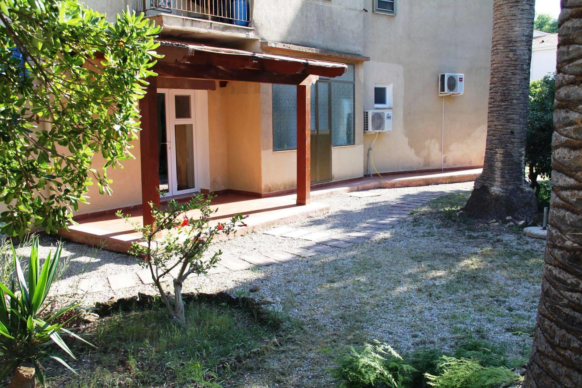 Casa Vacanze Cau - Viale Europa アルゲーロ エクステリア 写真