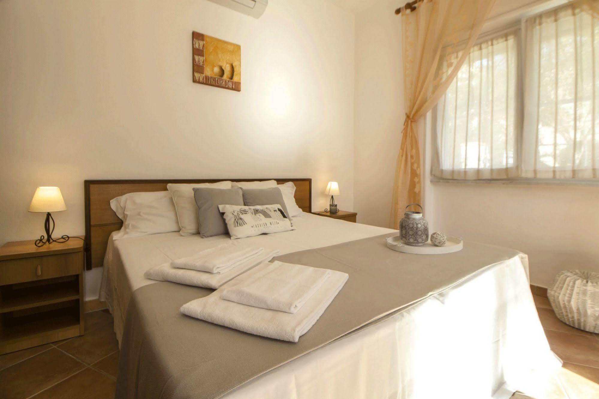 Casa Vacanze Cau - Viale Europa アルゲーロ エクステリア 写真
