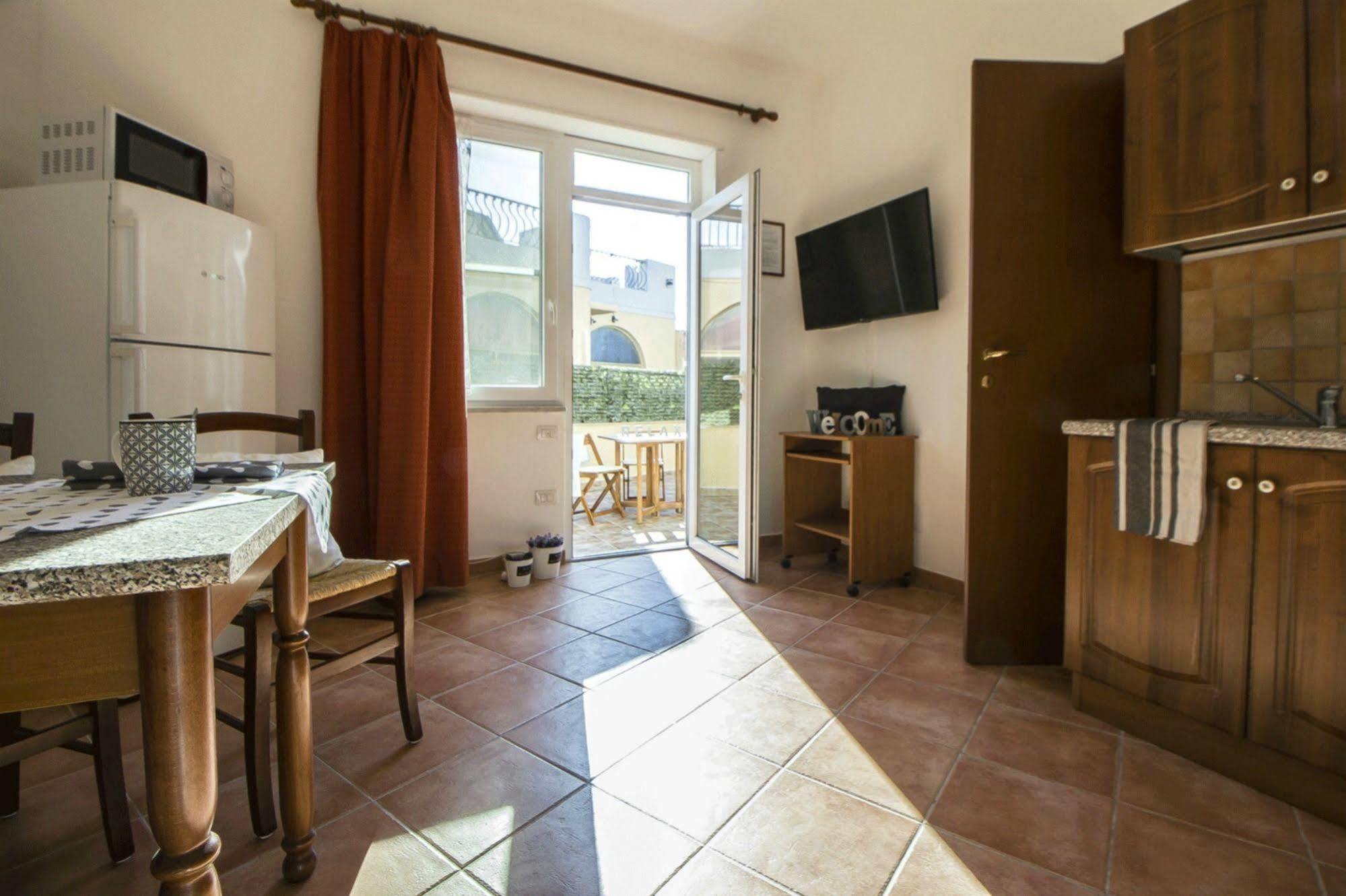 Casa Vacanze Cau - Viale Europa アルゲーロ エクステリア 写真